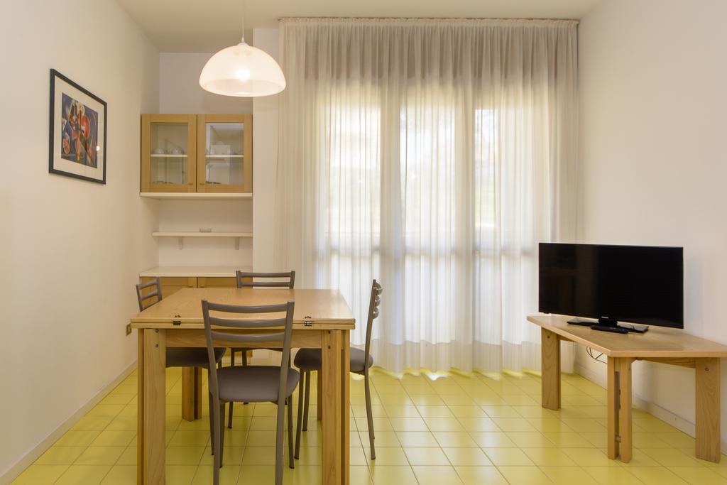 Appartamenti Vacanza Albatros Lignano Sabbiadoro Exterior foto